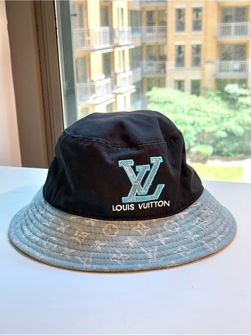 VTG Unisex Louis Vuitton Black Crown Light Blue Monogram Denim Brim Bucket Hat